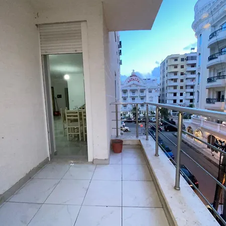 Ec Apartment